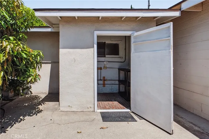 338 Conlon, La Puente, California 91744