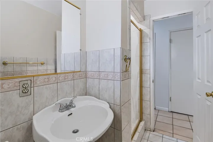 338 Conlon, La Puente, California 91744