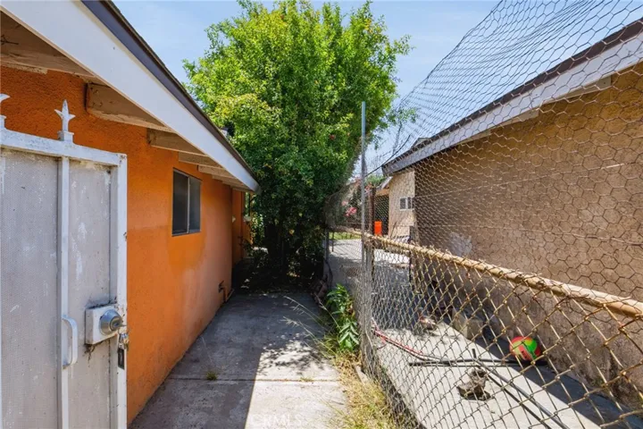 338 Conlon, La Puente, California 91744