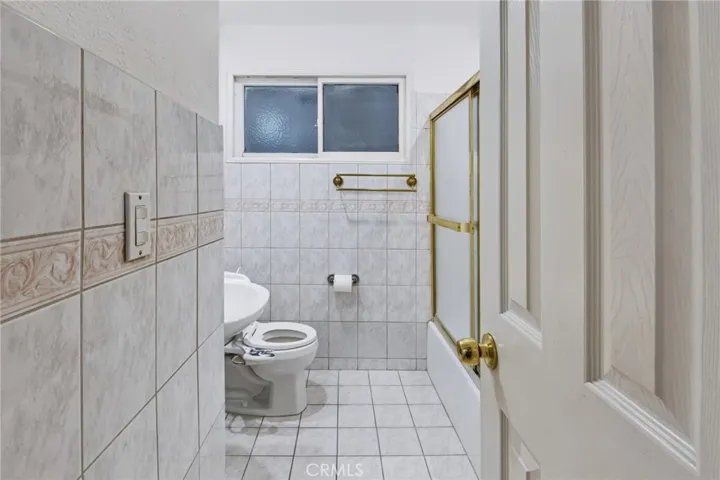 338 Conlon, La Puente, California 91744