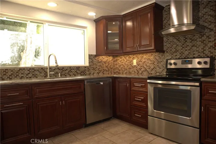 12684 Hinton Way, North Tustin, California 92705