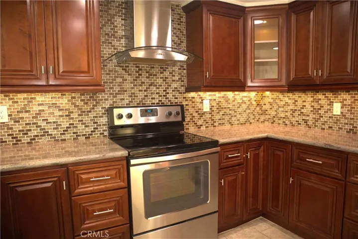 12684 Hinton Way, North Tustin, California 92705