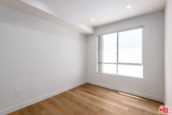 3726 Kelton Avenue 102, Los Angeles, California 90034