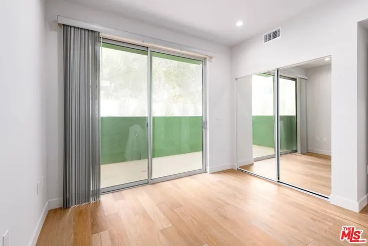3726 Kelton Avenue 102, Los Angeles, California 90034
