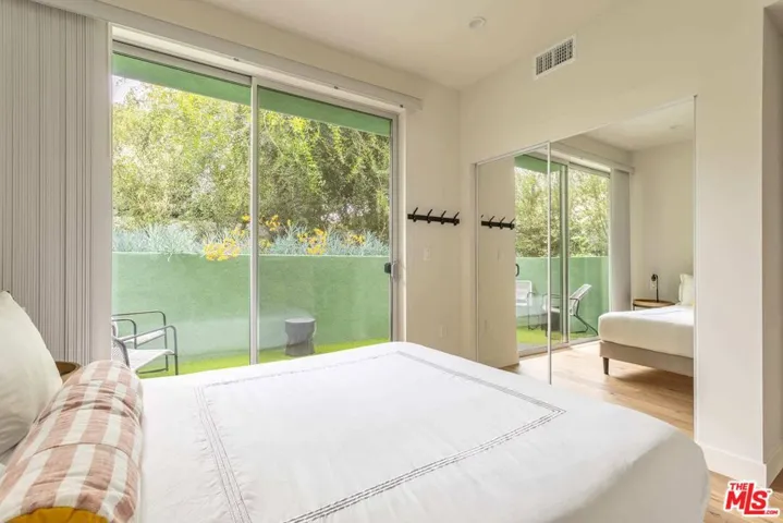3726 Kelton Avenue 102, Los Angeles, California 90034