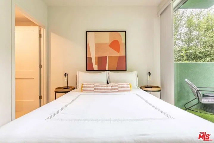 3726 Kelton Avenue 102, Los Angeles, California 90034