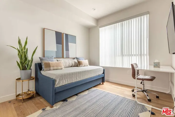 3726 Kelton Avenue 102, Los Angeles, California 90034