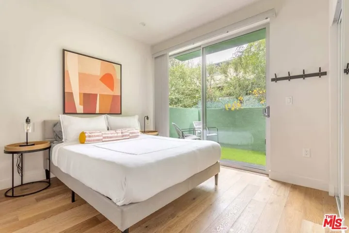 3726 Kelton Avenue 102, Los Angeles, California 90034