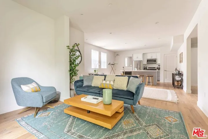 3726 Kelton Avenue 102, Los Angeles, California 90034