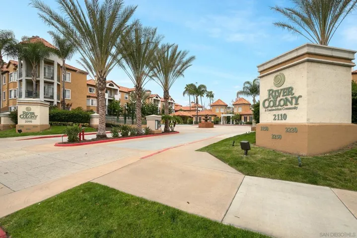 2220 Camino De La Reina 302, San Diego, California 92108