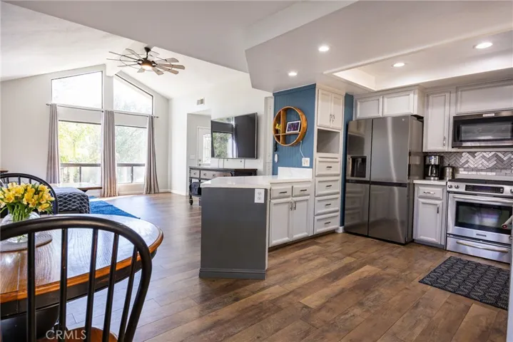 31388 Yosemite Springs Pkwy, Coarsegold, California 93614