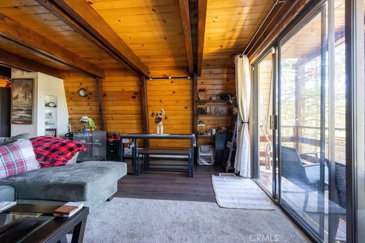 2476 Elko, Arrowbear, California 92382
