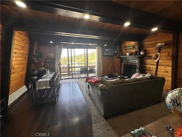 2476 Elko, Arrowbear, California 92382