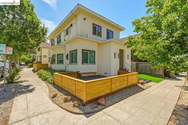 2529 Ellsworth St, Berkeley, California 94704