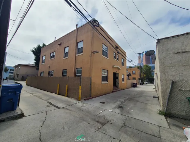 617 West 3rd Street, Long Beach, California 90802