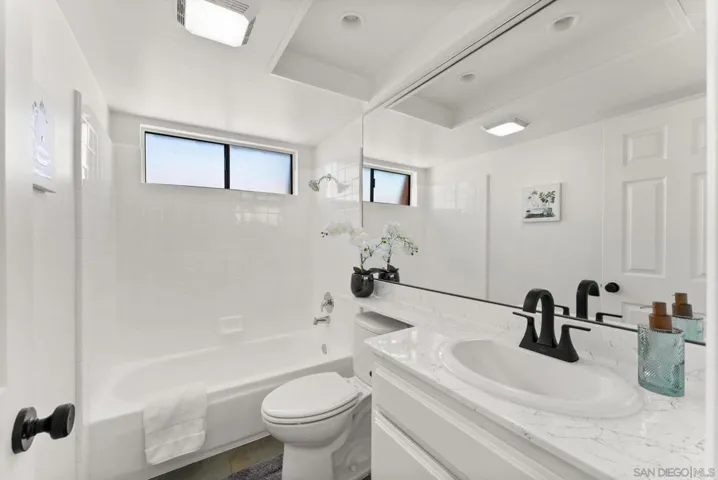 11496 Cesped, San Diego, California 92124