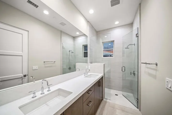 Casita Bath