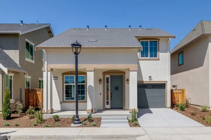 140 Alan Lane, Hollister, California 95023