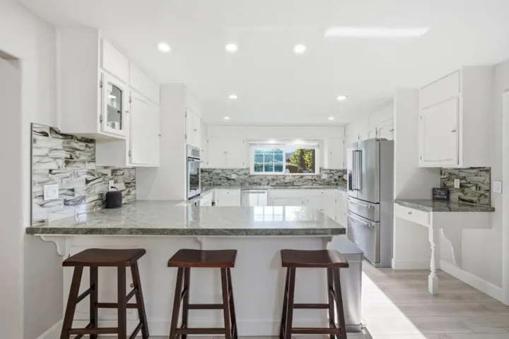 7390 Miller Avenue, Gilroy, California 95020