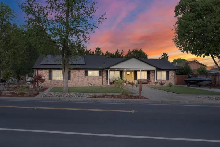 7390 Miller Avenue, Gilroy, California 95020