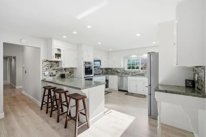 7390 Miller Avenue, Gilroy, California 95020