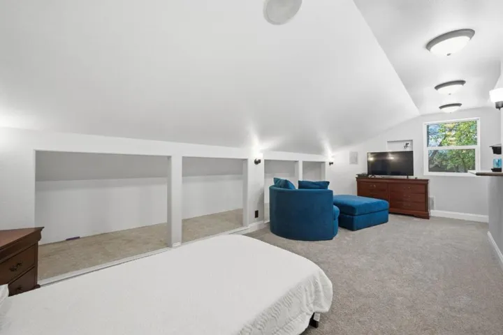 7390 Miller Avenue, Gilroy, California 95020