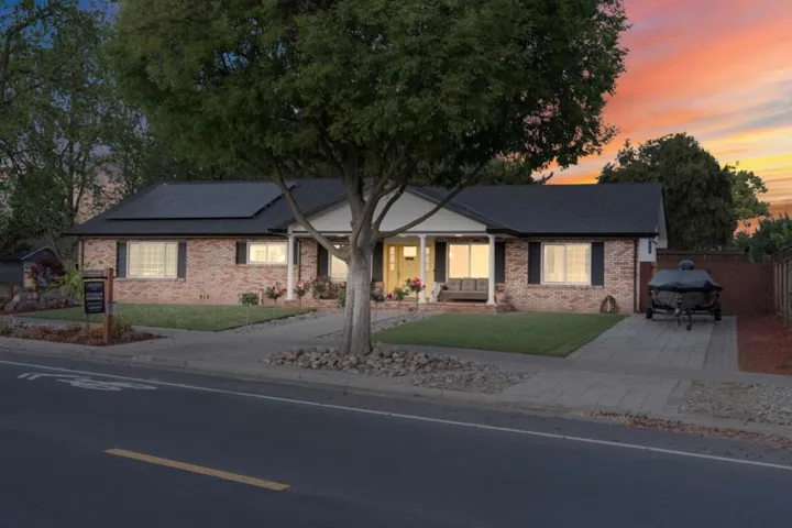 7390 Miller Avenue, Gilroy, California 95020