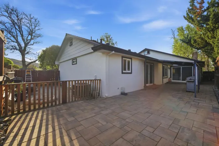 7390 Miller Avenue, Gilroy, California 95020