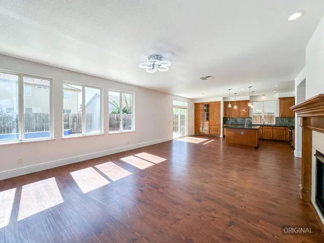 1444 Mendocino Creek Drive, Patterson, California 95363