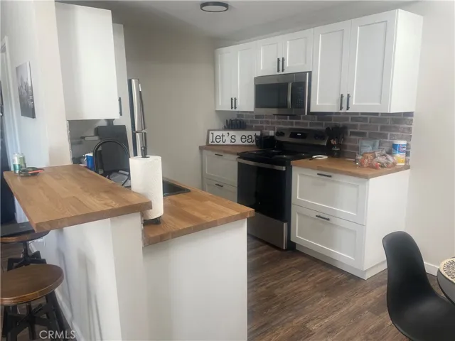 10730 New Haven Street 42, Sun Valley, California 91352