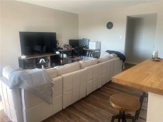 10730 New Haven Street 42, Sun Valley, California 91352