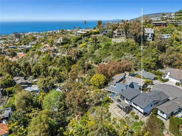990 Meadowlark Drive, Laguna Beach, California 92651