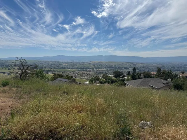4152 E Aborn Road, San Jose, California 95135
