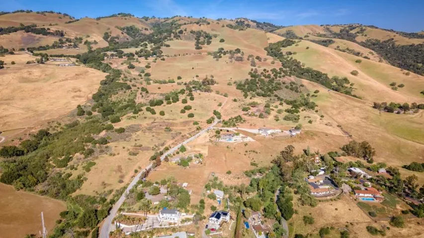 4152 E Aborn Road, San Jose, California 95135