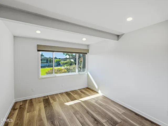 pic 11 (Bdrm 1 view greenbelt window)