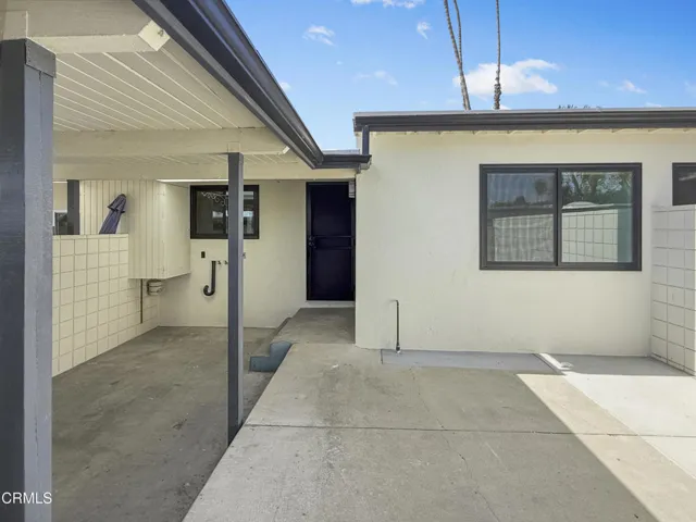 pic 23 (patio & carport w-d hookups zoom