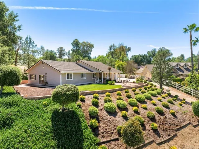 30405 Del Rey Road, Temecula, California 92591