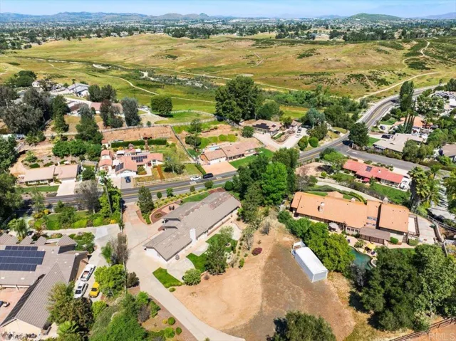 30405 Del Rey Road, Temecula, California 92591