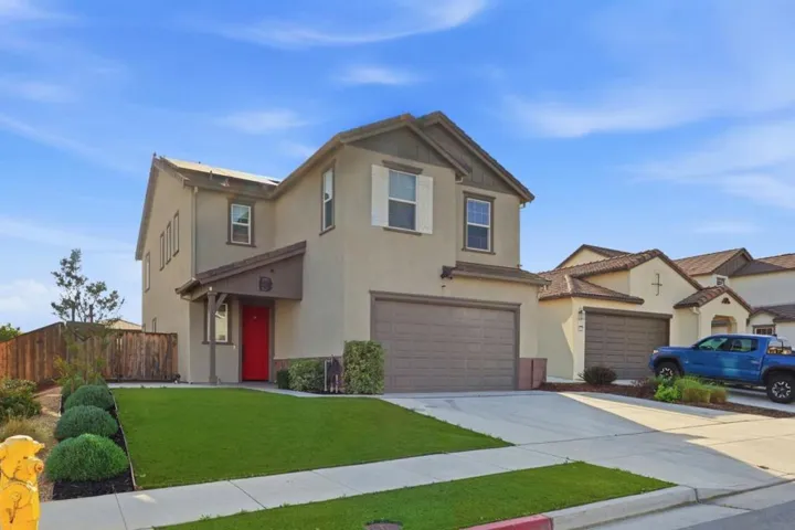 190 Tanoak Street, Hollister, California 95023