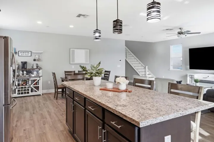 190 Tanoak Street, Hollister, California 95023