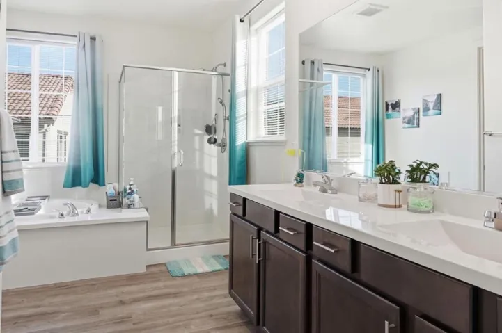 190 Tanoak Street, Hollister, California 95023