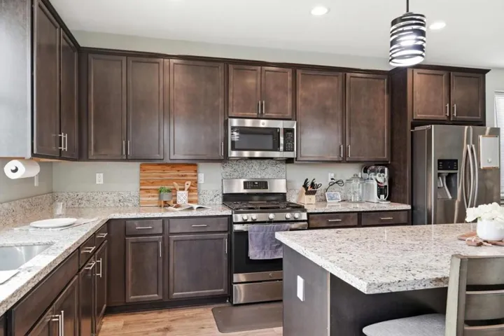 190 Tanoak Street, Hollister, California 95023