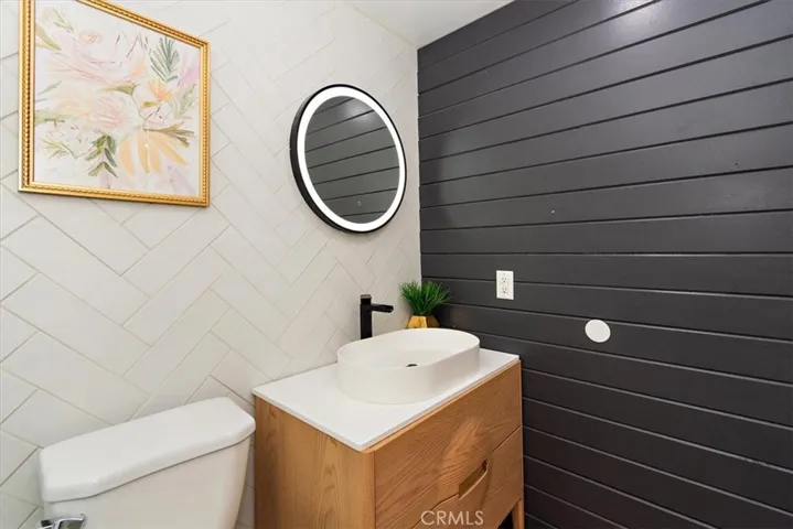 2105 Oxford Avenue, Claremont, California 91711