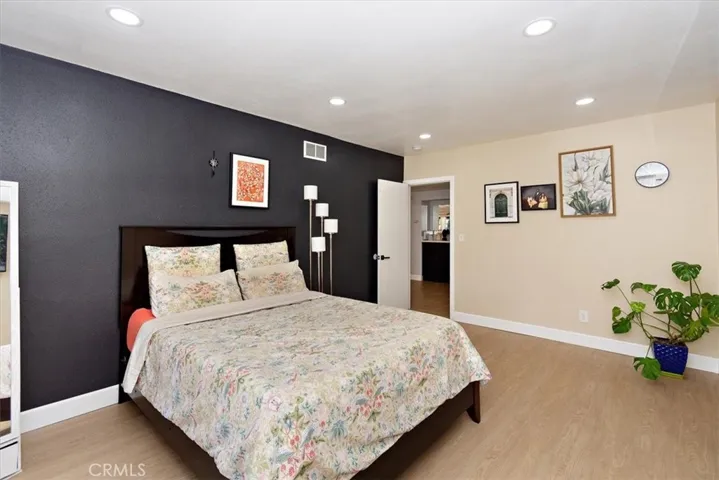 2105 Oxford Avenue, Claremont, California 91711