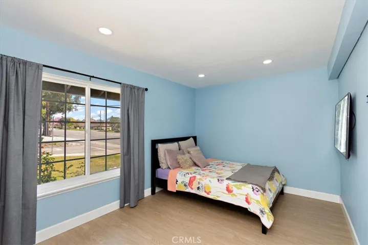 2105 Oxford Avenue, Claremont, California 91711