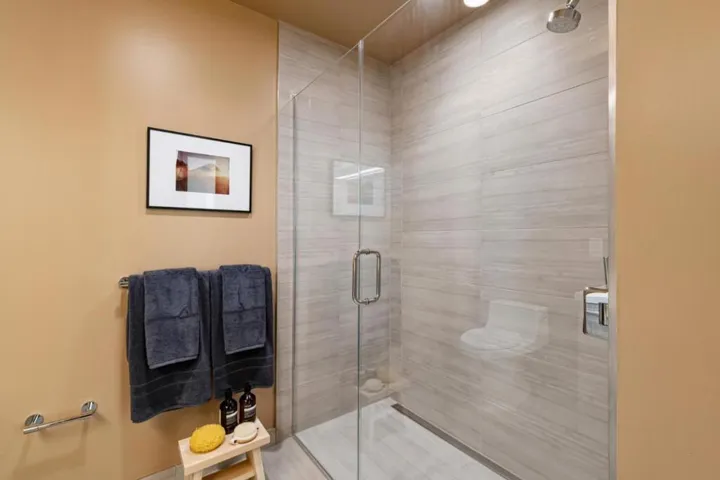 188 W Saint James Street 10804, San Jose, California 95110