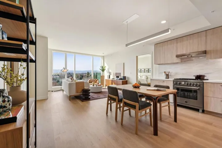 188 W Saint James Street 10804, San Jose, California 95110