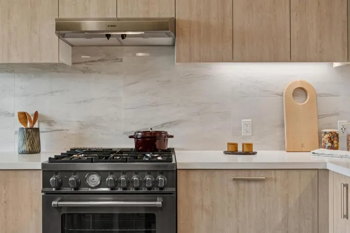 188 W Saint James Street 10804, San Jose, California 95110