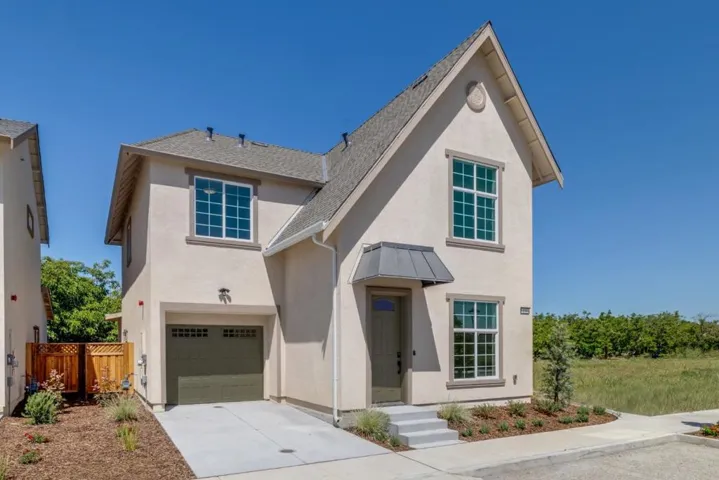 150 Alan Lane, Hollister, California 95023