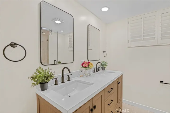 Band new updated Hall way bathroom #2